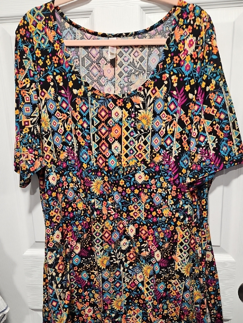 LuLaRoe Black Scoop Neck Tunic with Multicolor Floral & Geometric Print